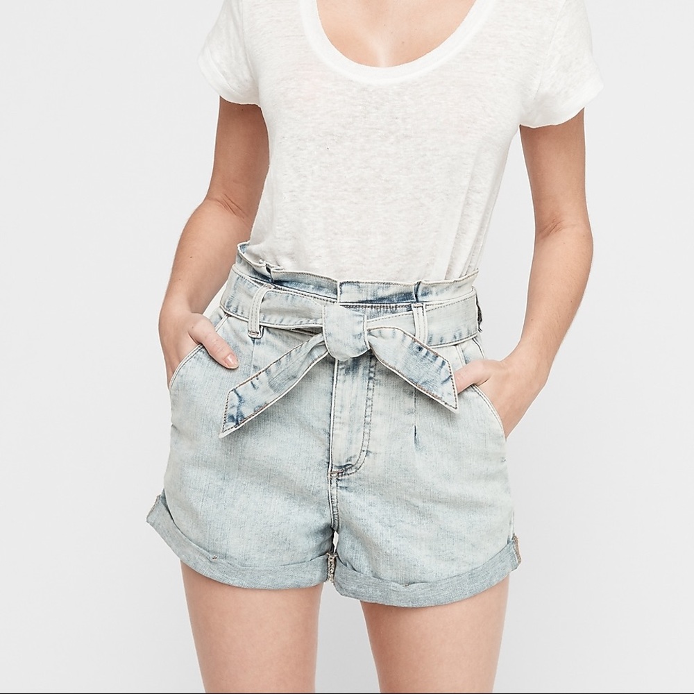 NWT Express Paperbag waist shorts